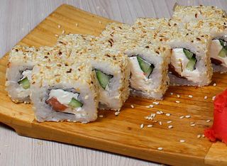 Бонита с кунжутом