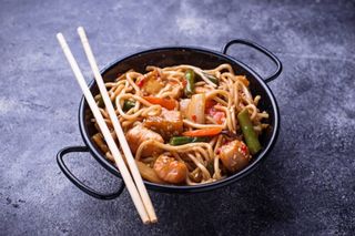 Удон з куркою