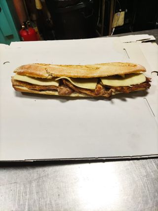 Bocadillo Lomito