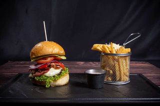 Zigo's Cheeseburger 