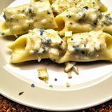 Gorgonzola Con Pasta Rellena