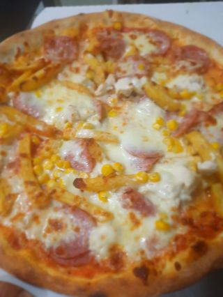 Pizza Giulia Ø 32cm