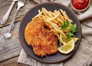Cotoletta di pollo con patate fritte