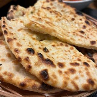 Cheese Naan
