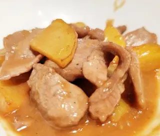 Manzo con patate