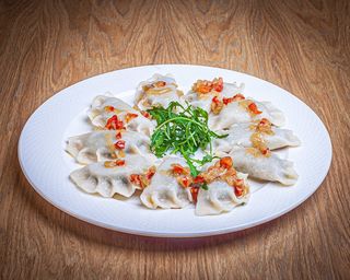 Pierogi gotowane ze szpinakiem 10szt