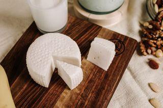 Kozji sir porcija 150 gr