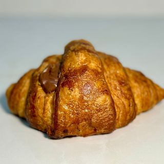 კრუასანი შოკოლადის კრემით