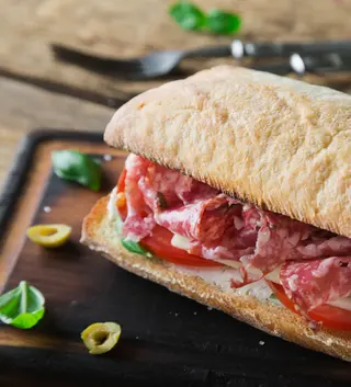 Sandwich Salame Picante