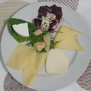 Misto di formaggi