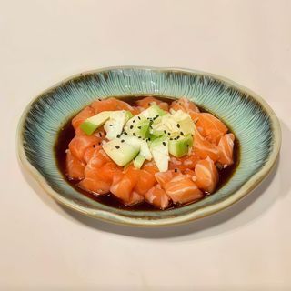 Tartare salmone