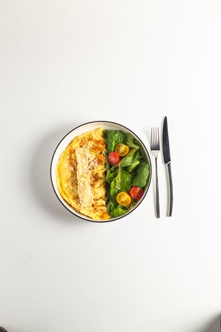 Омлет з трьома сирами (225г)