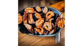 Platou cu Fructe de Mare Pentru 2 Persoane