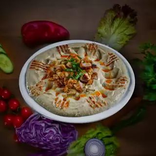 HUMMUS CU CARNE DE PUI
