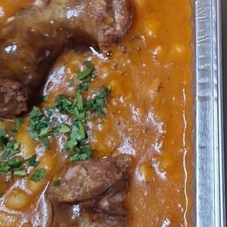 Iahnie de fasole cu cârnat