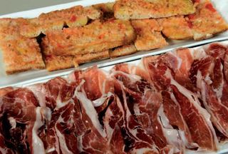 Jamon Ibérico con pan con tomate