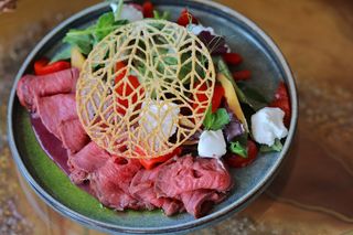 Салат з ростбіфом