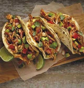 Tacos De Tinga De Pollo (3 Uds.)