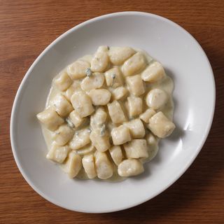 Gnocchi fatti in casa al gorgonzola D.O.P