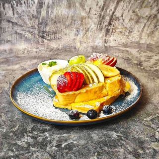 French Toast Z Owocami