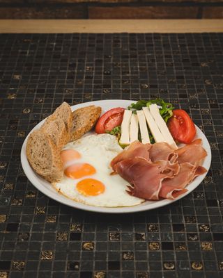 Tradicionalni crnogorski doručak