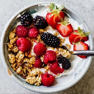 Bowl Berry Crunch