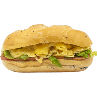  25. Avocat, oeuf dur, tomates fraîches, huile d’olive   