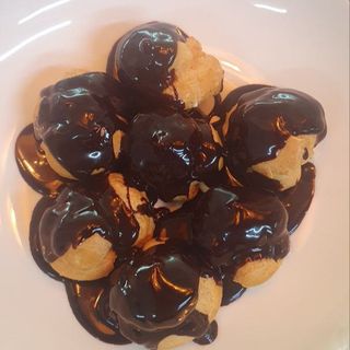 Заварні тістечка