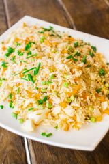 2245 Пържен ориз с гъби, бамбук и зеленчуци (700г)