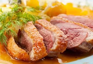 Anatra in salsa d'arancia o ananas