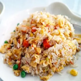 Arroz Frito Con Tres Delicias