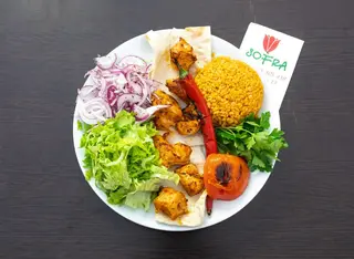 Пилешки шиш