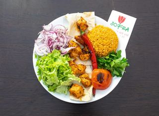 Пилешки шиш