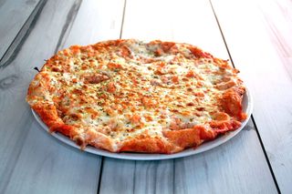 Pizza Noruega (Mediana)