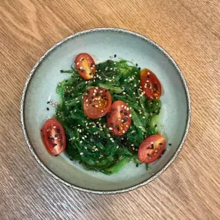 ensalada wakame con Cherry 