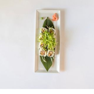 Pollo crunch roll 8 pieza 