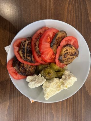 Нашата салата (350г)