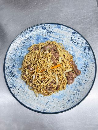 30 Yakisoba Con Ternera