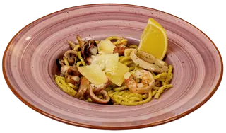 Спагети с морски дарове (350г)