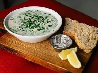 Окрошка з трьома видами м'яса (430g)