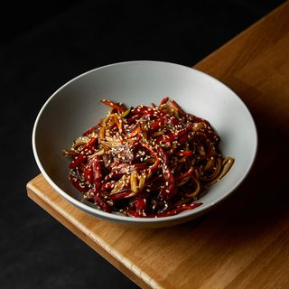 Удон з куркою та овочами (290г)