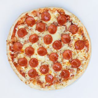 Pizza Calabrese (Mediana)