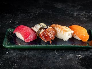 Суші з креветкою (45г)