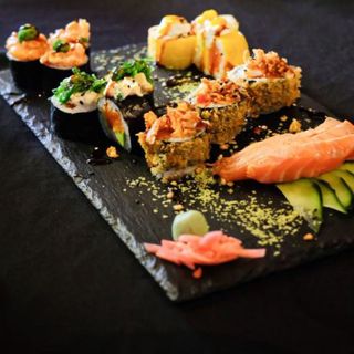 Sushi 50 peças
