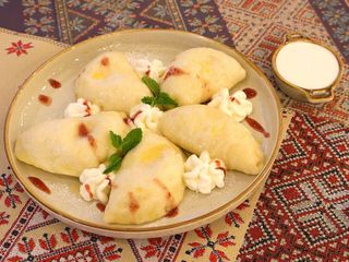 Вареники с творогом сладкие