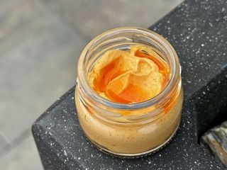 Масло з паприкою