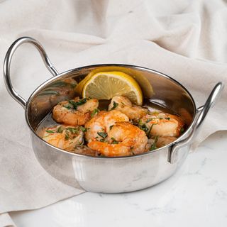 Creveti cu sos de lamaie, coriandru si usturoi