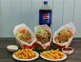 Kebab (3 uds) + Postre (3 uds) + Bebida (2L)