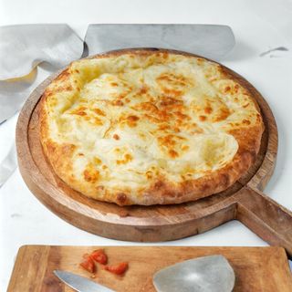 ოთხი ყველის ხაჭაპური