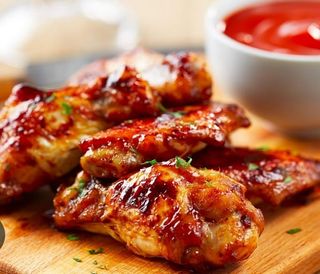 Piatto alette di pollo